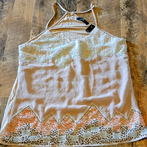 Beautiful beaded top - Picture 1 of 4
